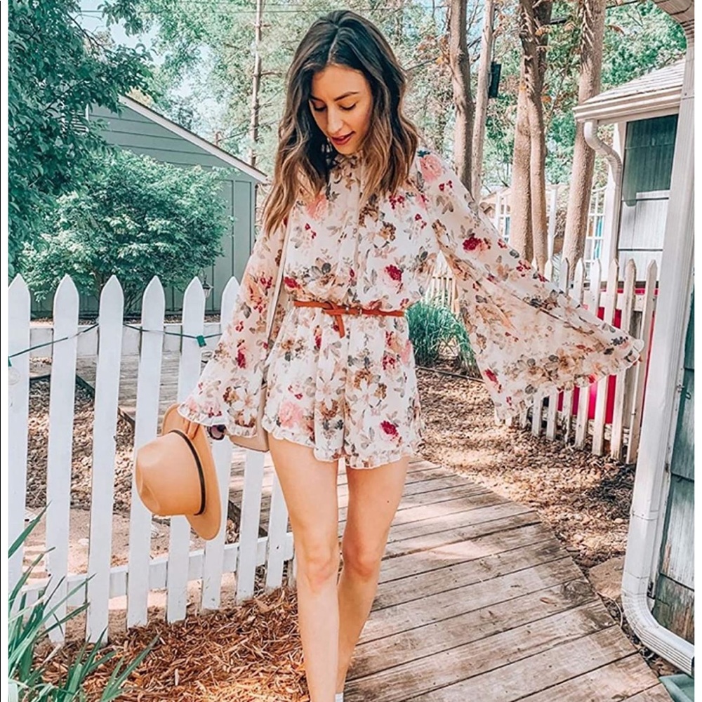 Bell Sleeve Floral Flowy Romper • Medium
